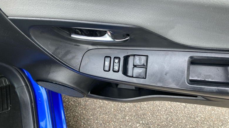 Toyota Yaris 1.5 Hybrid Icon 5dr CVT Hybrid Hatchback